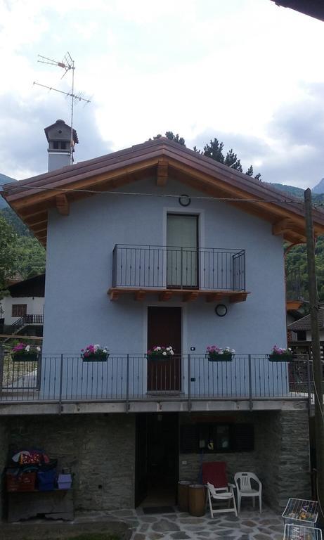 Casa Vacanze Chez Sapin Fenis Rom bilde